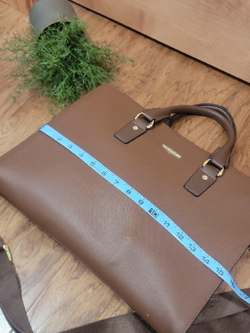 Johan Leather Lawyers Briefcase - Premium Laptop Bag - Picture 8 of 14